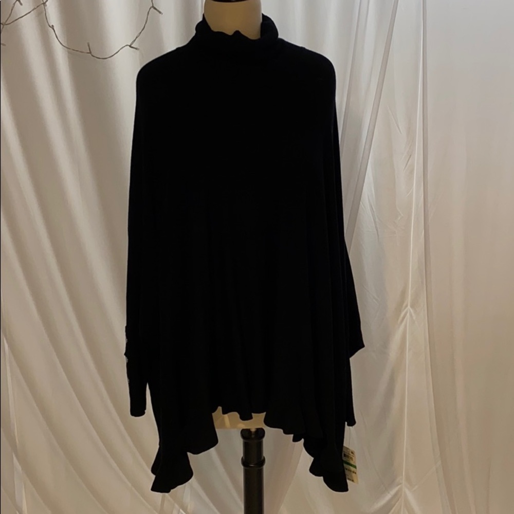 Tneck poncho with arms